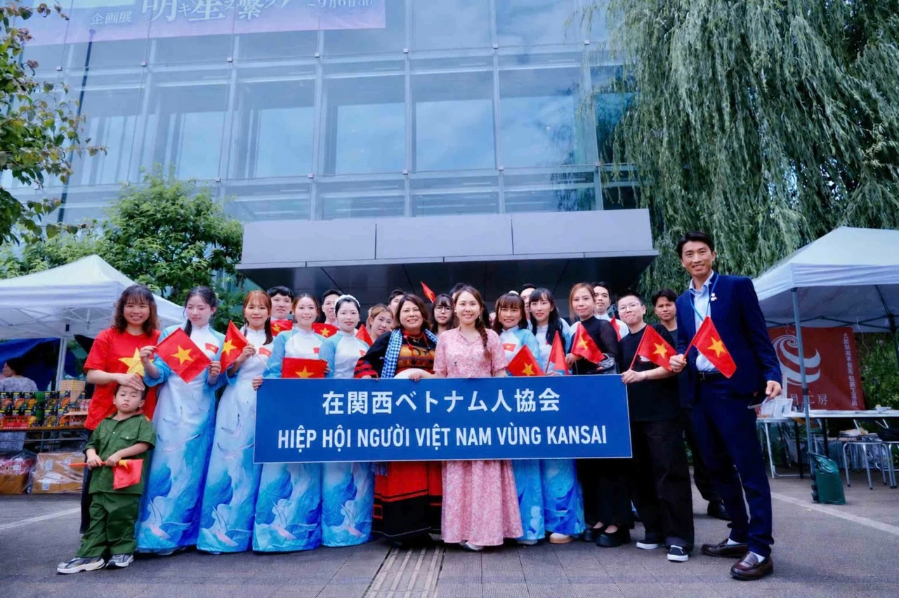 Hiệp hội người Việt Nam vùng Kansai đồng hành cùng Lễ hội Văn hoá châu Á - Lan toả tinh thần hội nhập quốc tế